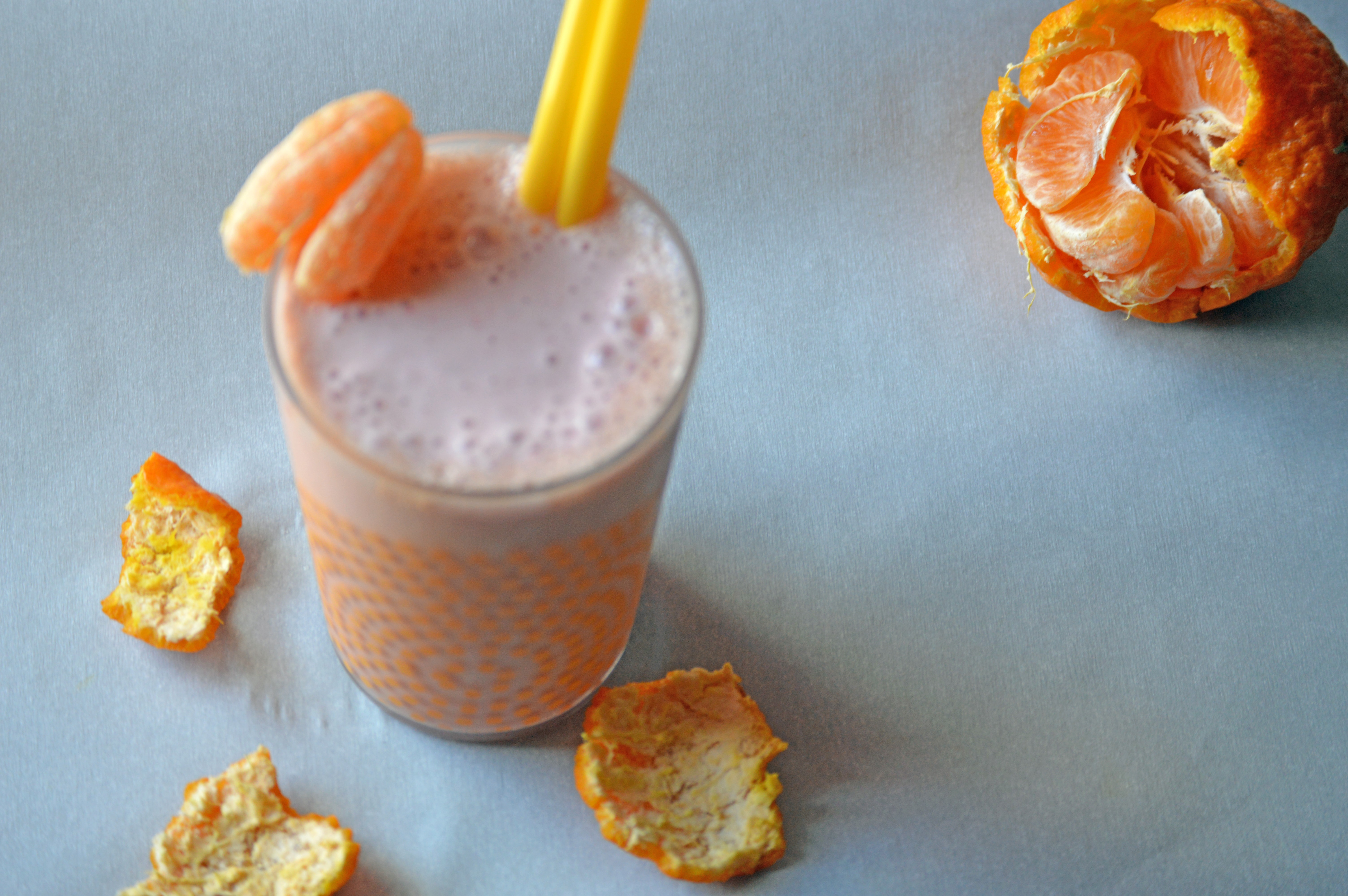 Tangerine Strawberry Creamiscle Smoothie 1