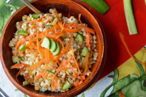 grain salad with lemon, cucumbers, carrots and feta