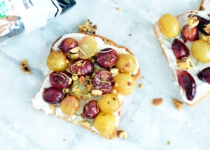 Recipe for Roasted grapes and ricotta on toast