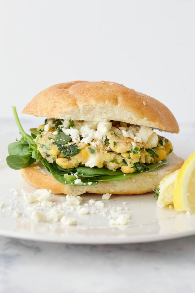spinach and feta chickpea burgers